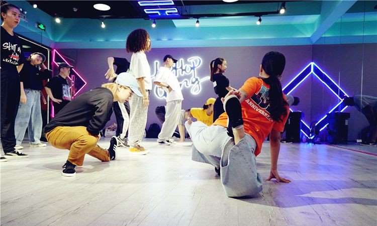 上海民族舞蹈培训课