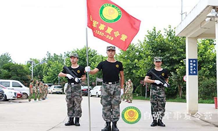 武汉军事体验式夏令营