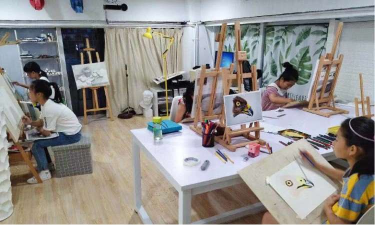 宁波儿童学习美术
