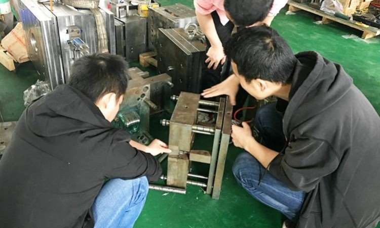 武汉模具设计与制造课程
