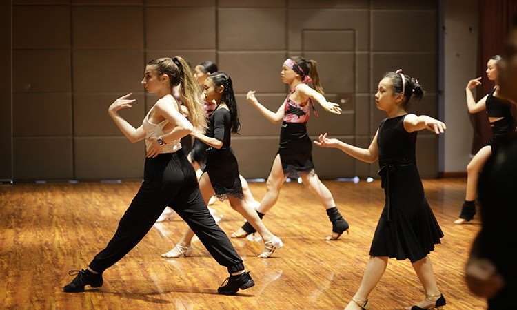 上海拉丁舞专业培训中心