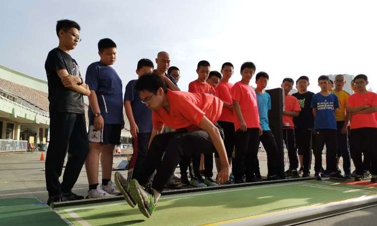 太原中考体育女生800米培训