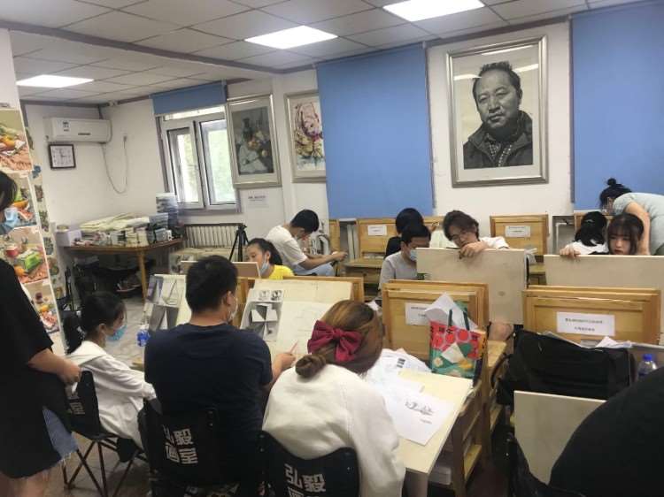 天津高考美术提高班