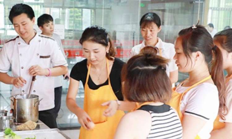上饶中式烹调师的培训