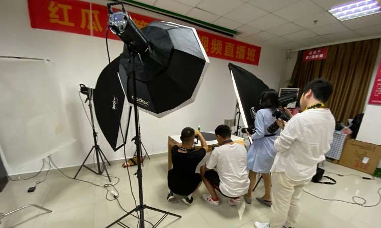 深圳摄影摄像培训班