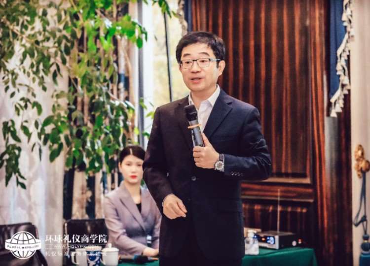 上海国家高级政务礼仪指导师