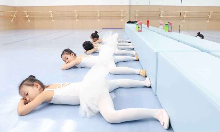 芭蕾舞课堂
