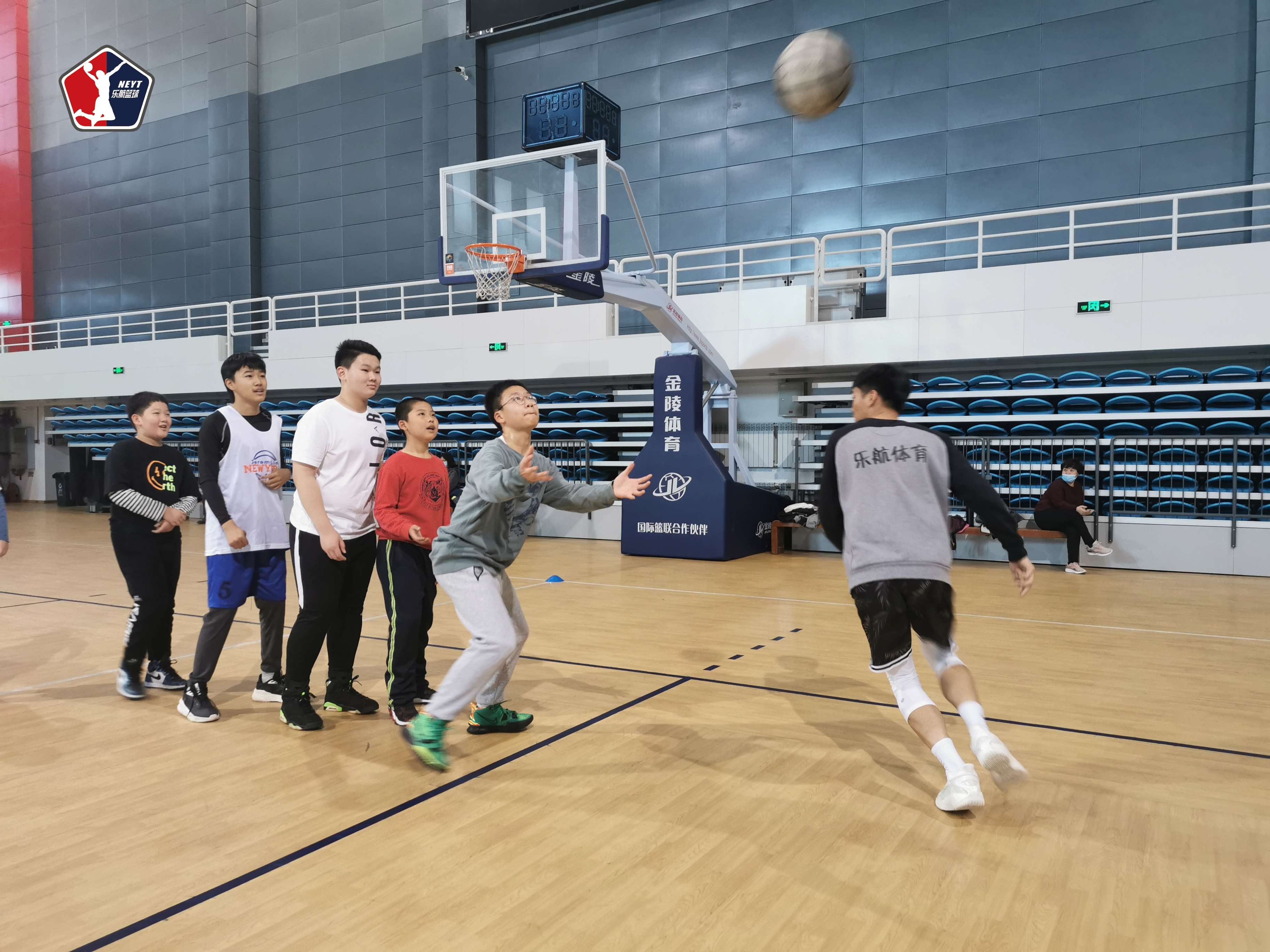 哈尔滨篮球培训班青少年