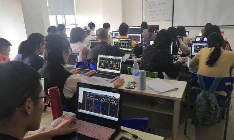 成都温江宏业软件培训